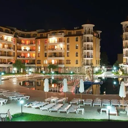 2 Royal Sun Sunnybeach * ساني بيتش